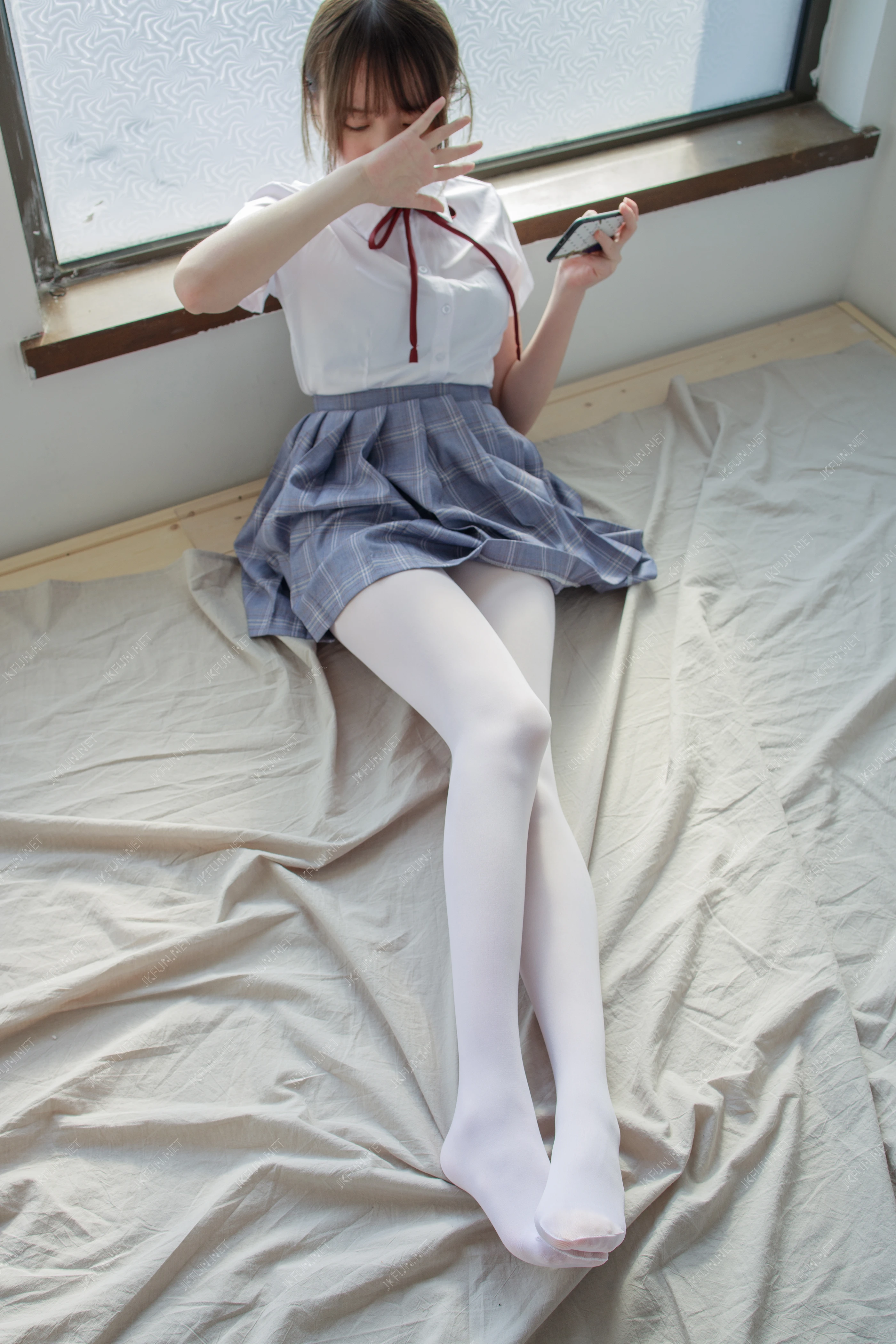 森萝财团 [JKFUN-002] Aika 可爱学妹丝足 [230P 1V]插图4